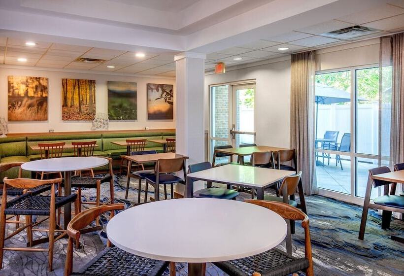 فندق Fairfield Inn & Suites By Marriott Brunswick Freeport