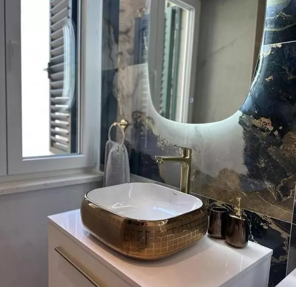 Hotel Madonna Luxury Rooms