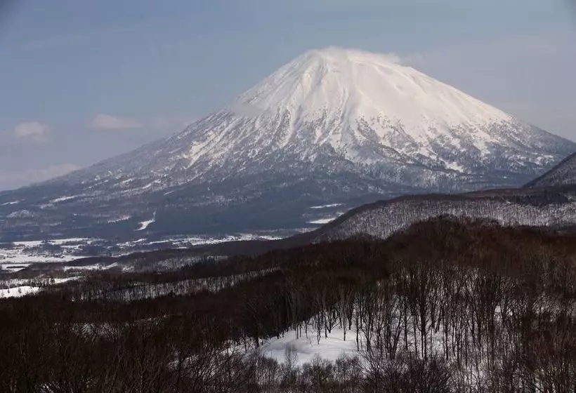 Отель Niseko Weiss