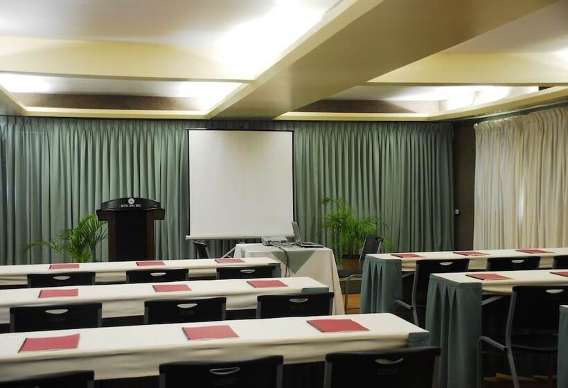 호텔 Patio Pacific Resort