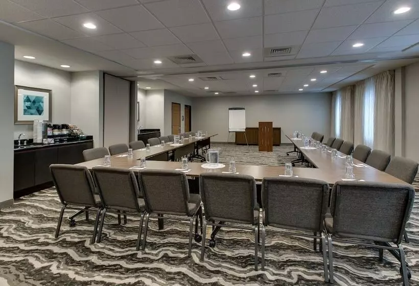 Отель Staybridge Suites Missoula, An Ihg