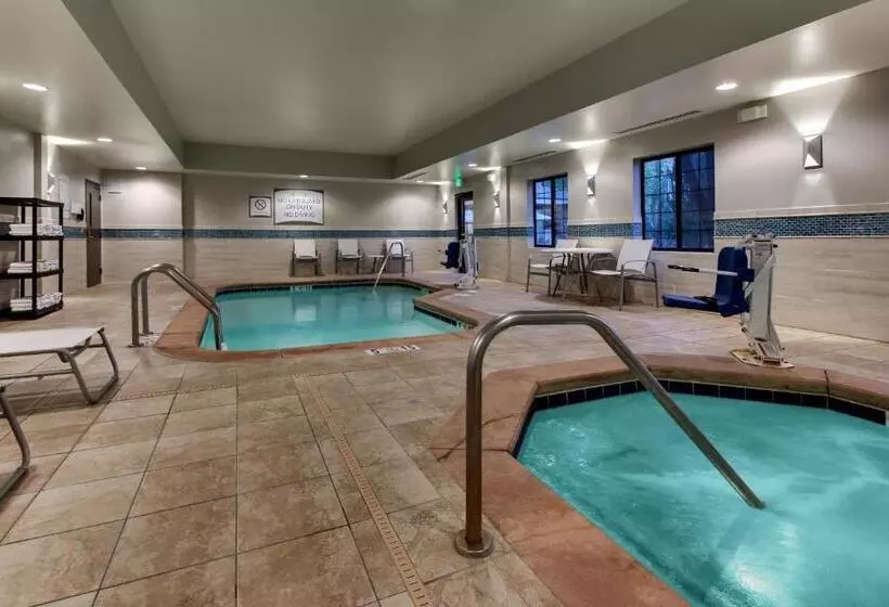 Отель Staybridge Suites Missoula, An Ihg