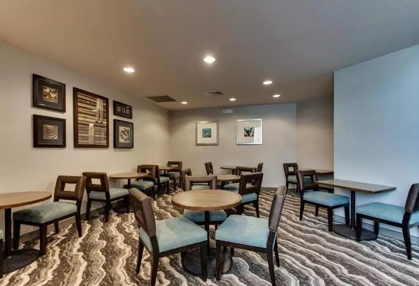 Отель Staybridge Suites Missoula, An Ihg