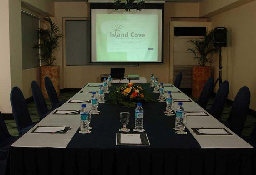 Island Cove Hotel & Leisure Park