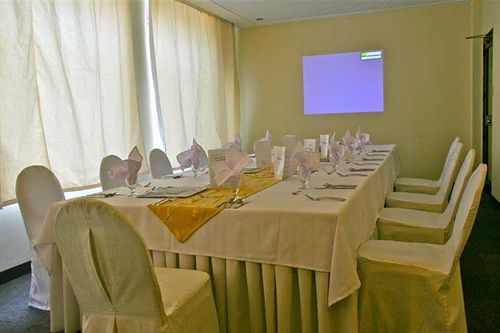 Island Cove Hotel & Leisure Park