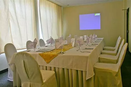 Island Cove Hotel & Leisure Park