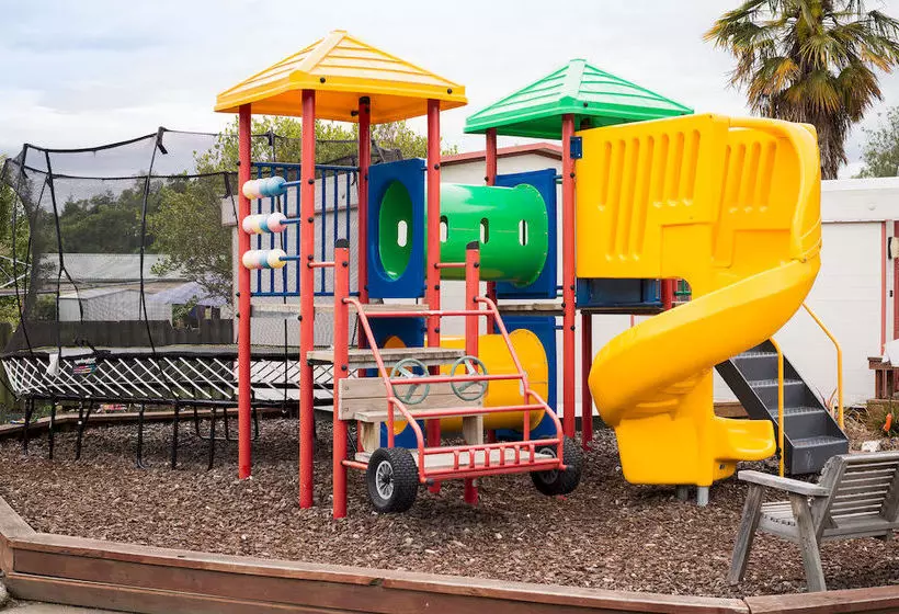 Motelli Nelson City Top 10 Holiday Park