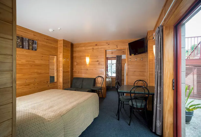 Motelli Nelson City Top 10 Holiday Park