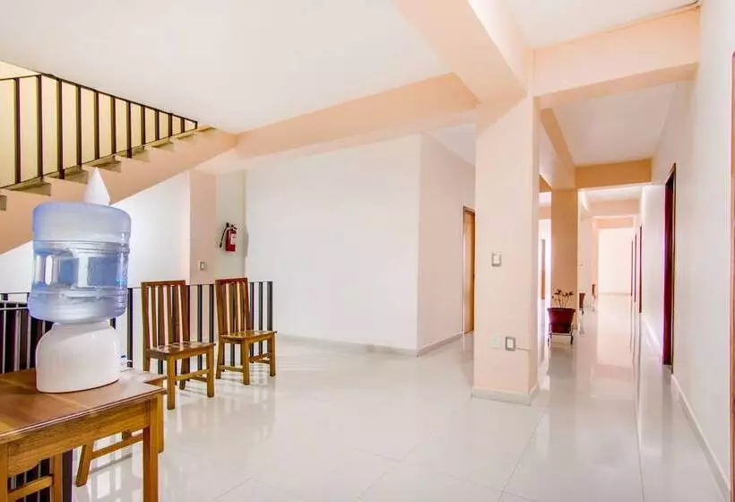 هتل La Estancia