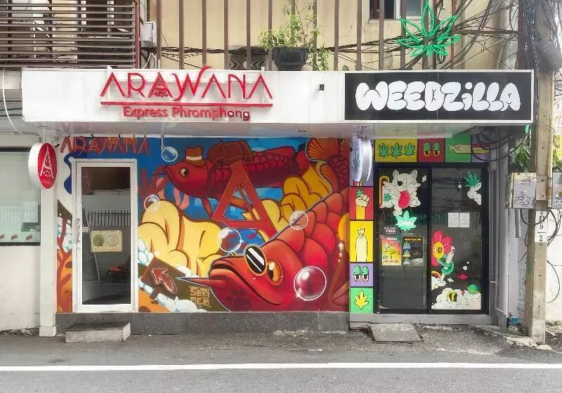 Albergue Arawana Express Phromphong