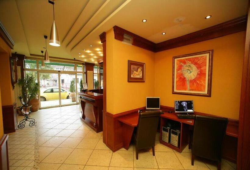 Garni Hotel Garson Lux Ns