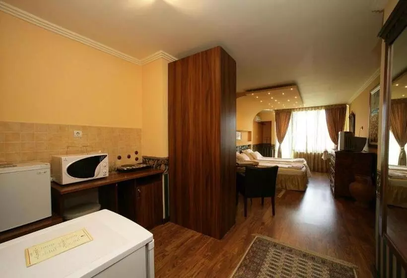 Garni Hotel Garson Lux Ns