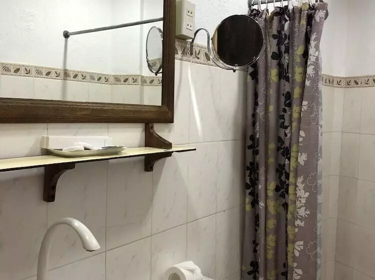 酒店 Alta Cebu Resort