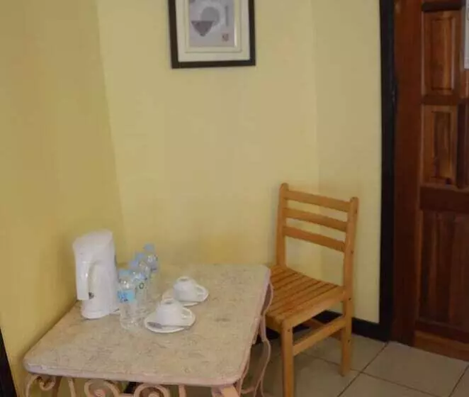 酒店 Alta Cebu Resort