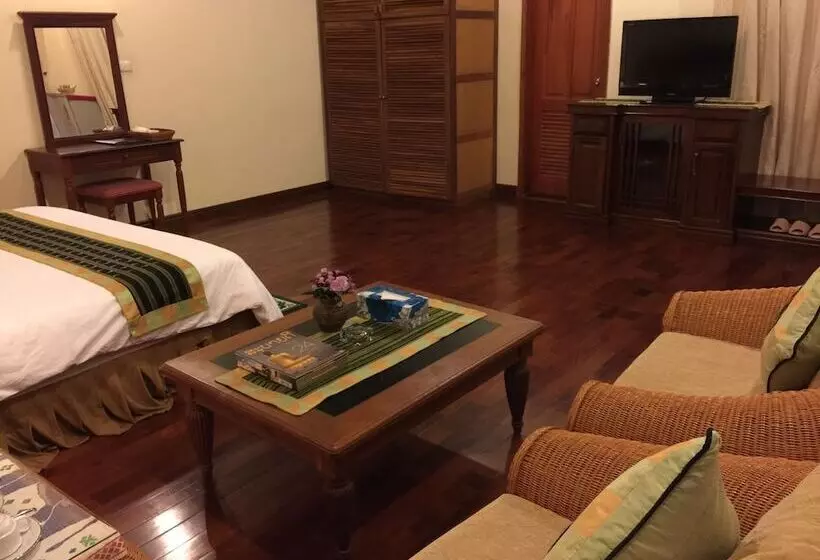 호텔 Champasak Palace