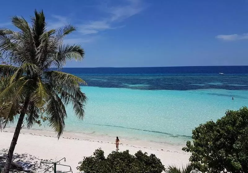 ホテル Dumaluan Beach Resort