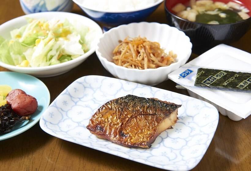 Отель Famy Inn Makuhari