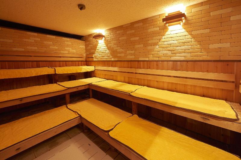 Отель Famy Inn Makuhari