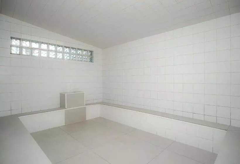 호텔 Grinbergs Village