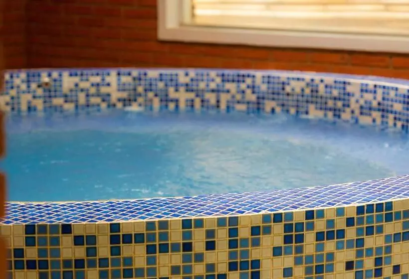 호텔 Grinbergs Village