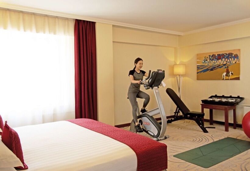 Kempinski Hotel Khan Palace