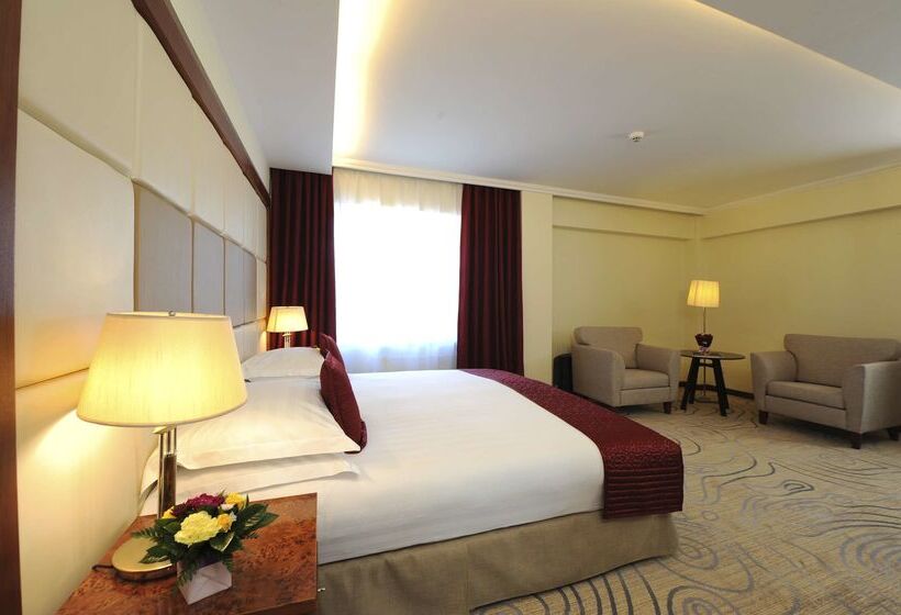 Kempinski Hotel Khan Palace