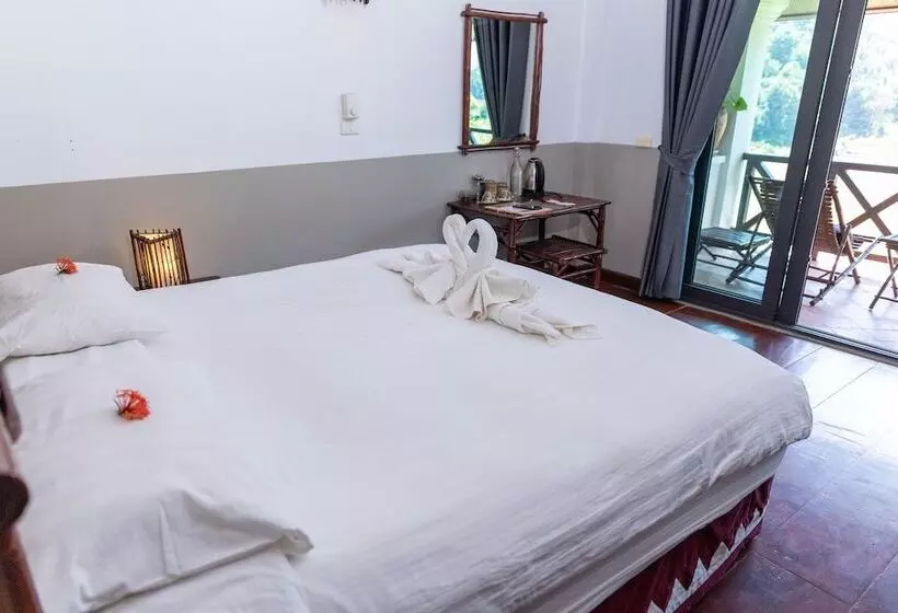 ホテル The Sanctuary Pakbeng Lodge