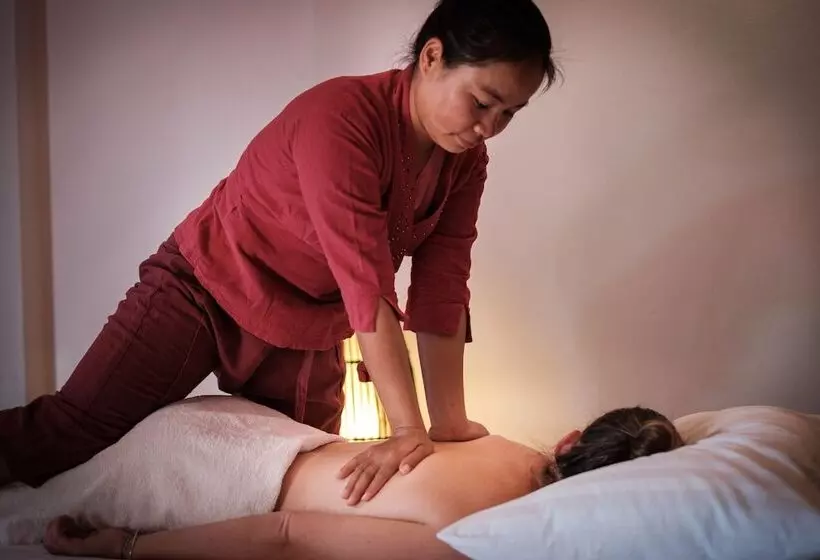 ホテル The Sanctuary Pakbeng Lodge