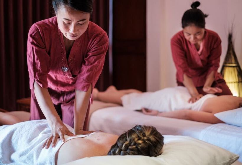 Отель The Sanctuary Pakbeng Lodge