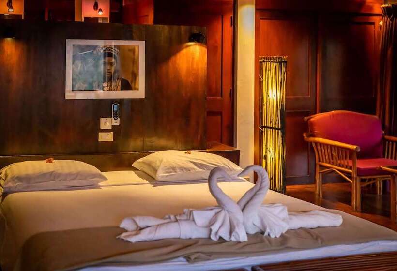 Отель The Sanctuary Pakbeng Lodge