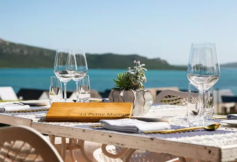 Отель The Farmhouse