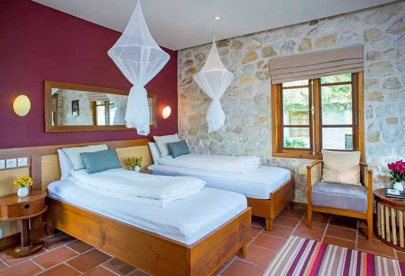 فندق Topas Ecolodge