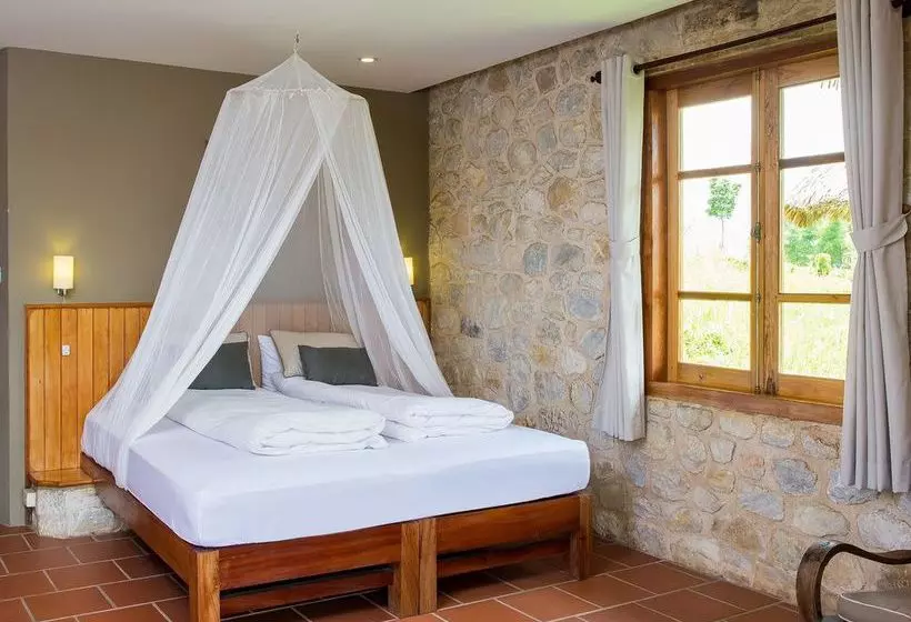 فندق Topas Ecolodge