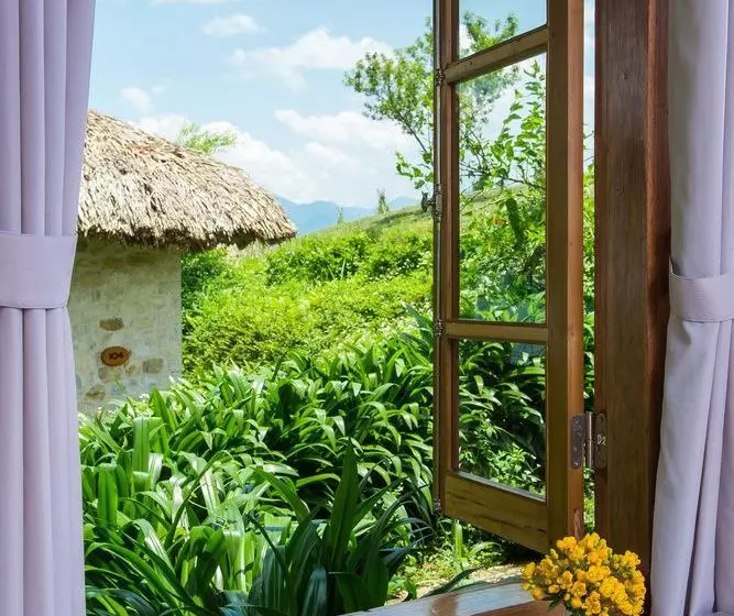 فندق Topas Ecolodge