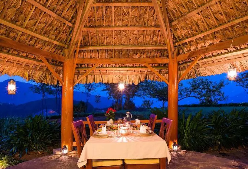 فندق Topas Ecolodge