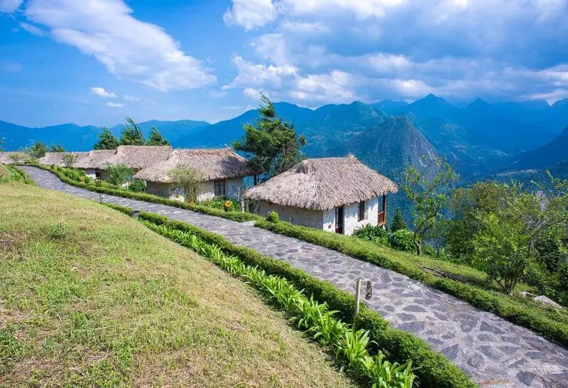 فندق Topas Ecolodge
