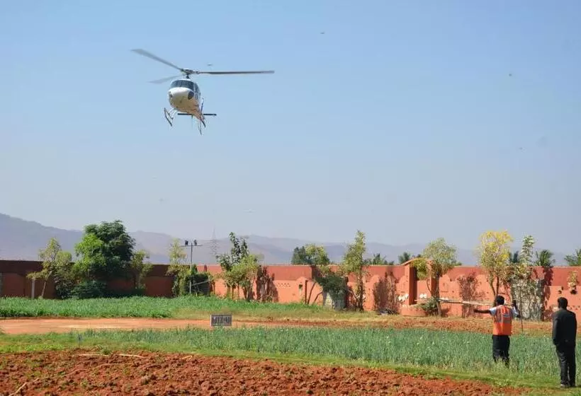 هتل Vijayshree Resort And Heritage Village
