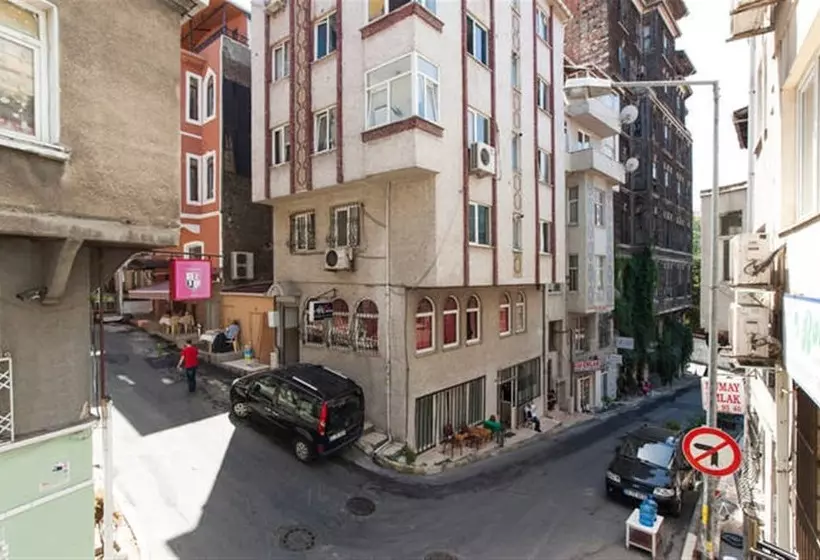 Taksim Hostel Green House Istanbul