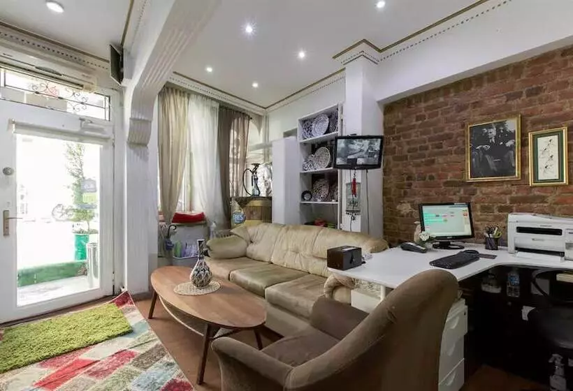 Taksim Hostel Green House Istanbul