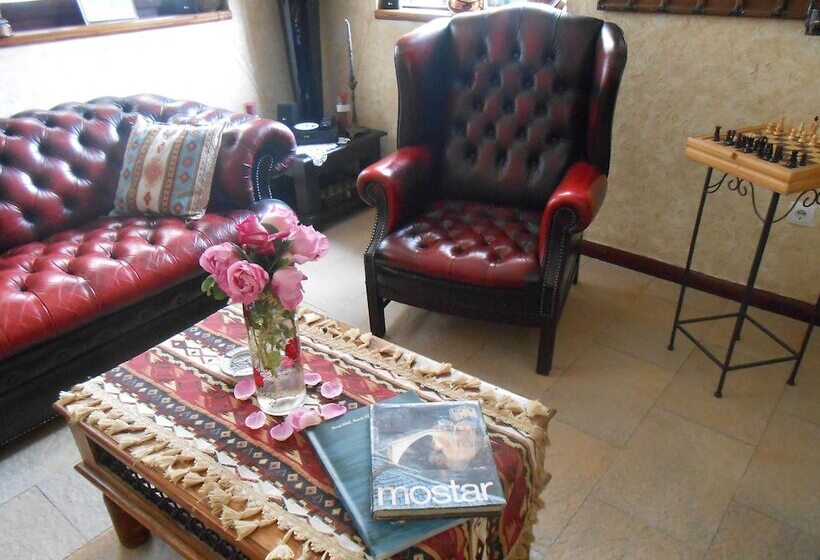 تختخواب و صبحانه Villa Anri