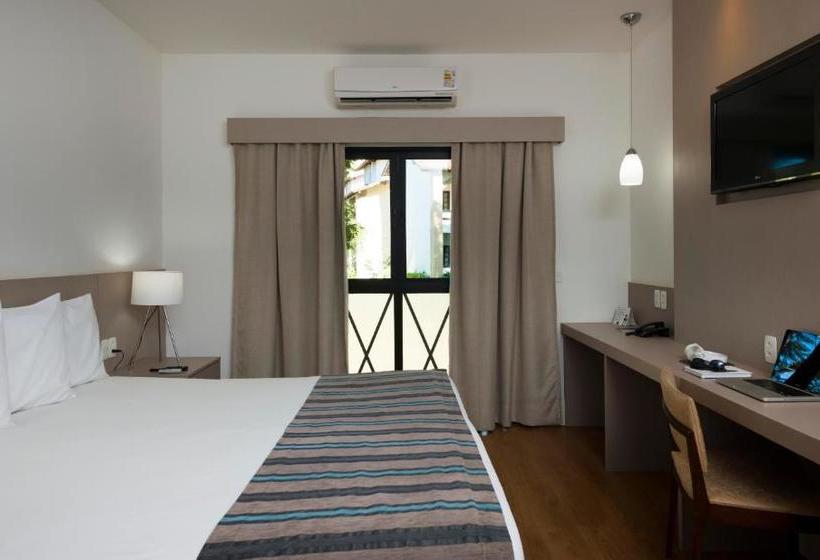 Hotel Flamboyant  & Convention