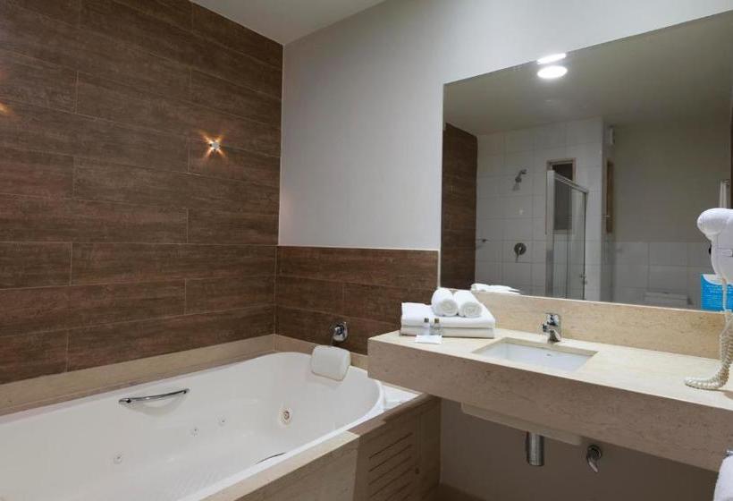 Hotel Flamboyant  & Convention