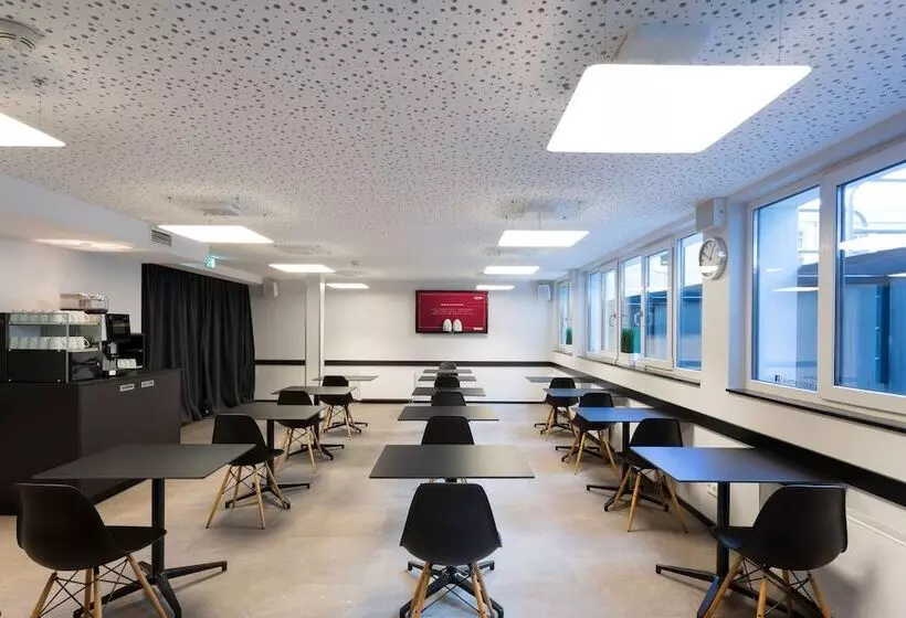 Hostelli Aletto Hotel Kudamm