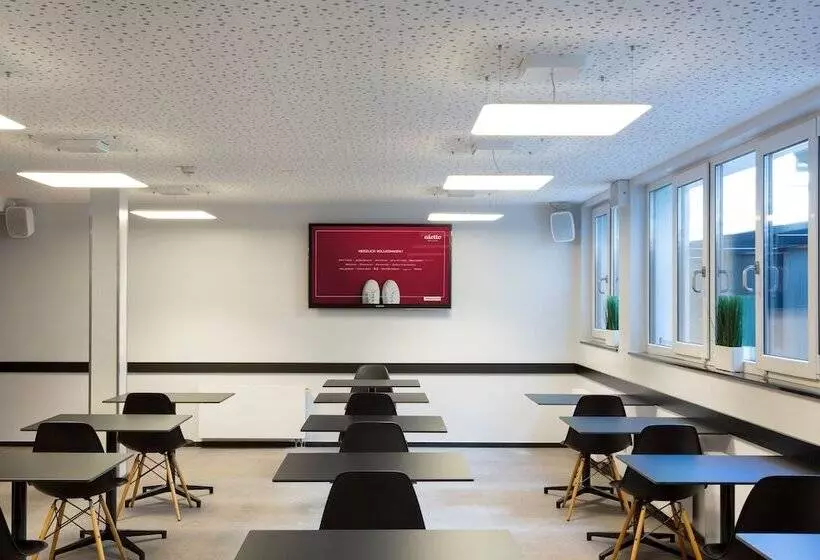 Hostelli Aletto Hotel Kudamm