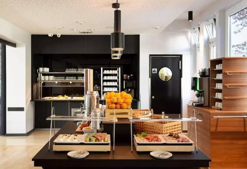 Hostelli Aletto Hotel Kudamm