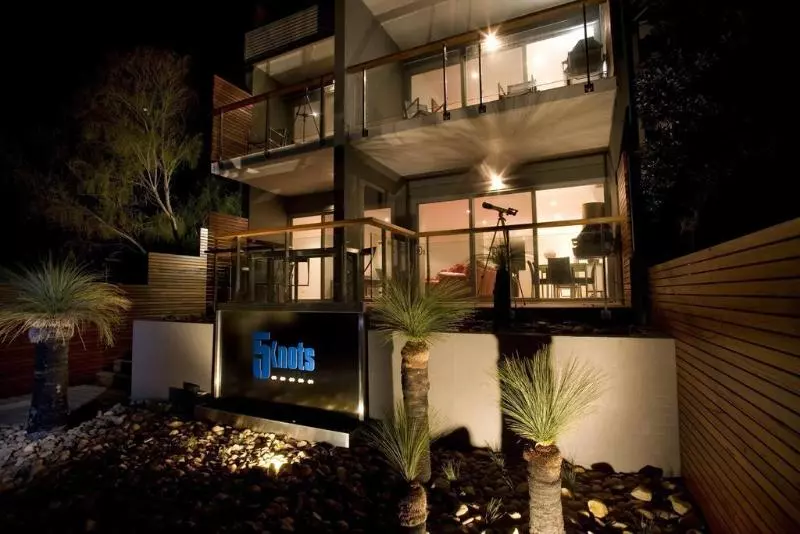 בית מלון כפרי 5 Knots Metung