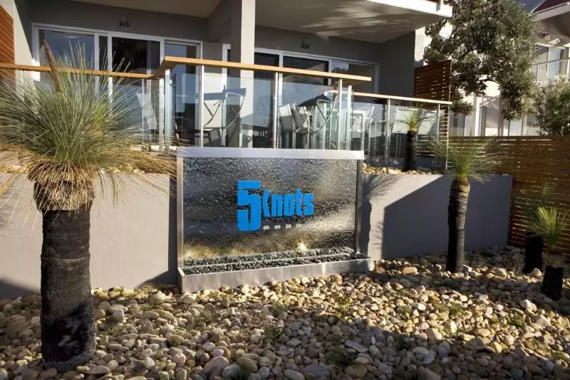 בית מלון כפרי 5 Knots Metung