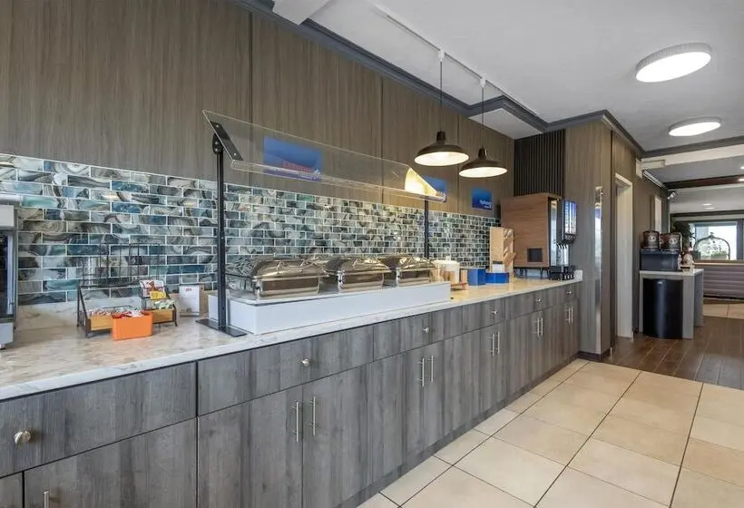 ホテル Best Western Dawson Creek
