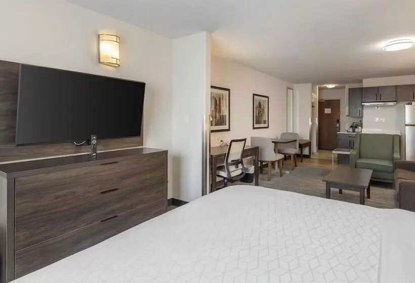 ホテル Best Western Dawson Creek