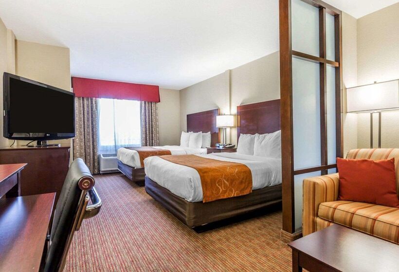فندق Comfort Suites